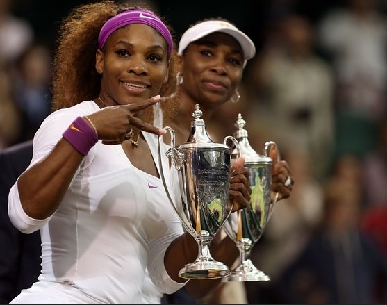 Photo of Serena and Venus Williams taken by Universal Tennis taken fromflickr